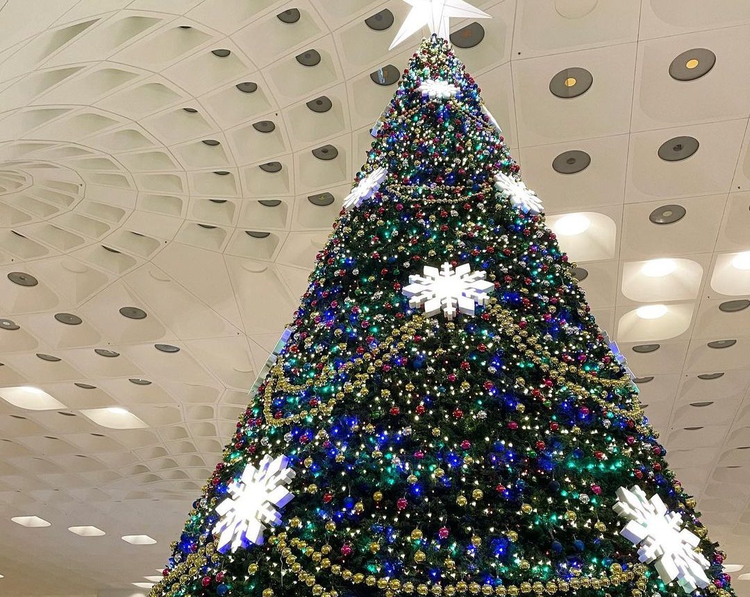 Mumbai Airport Christmas Tree